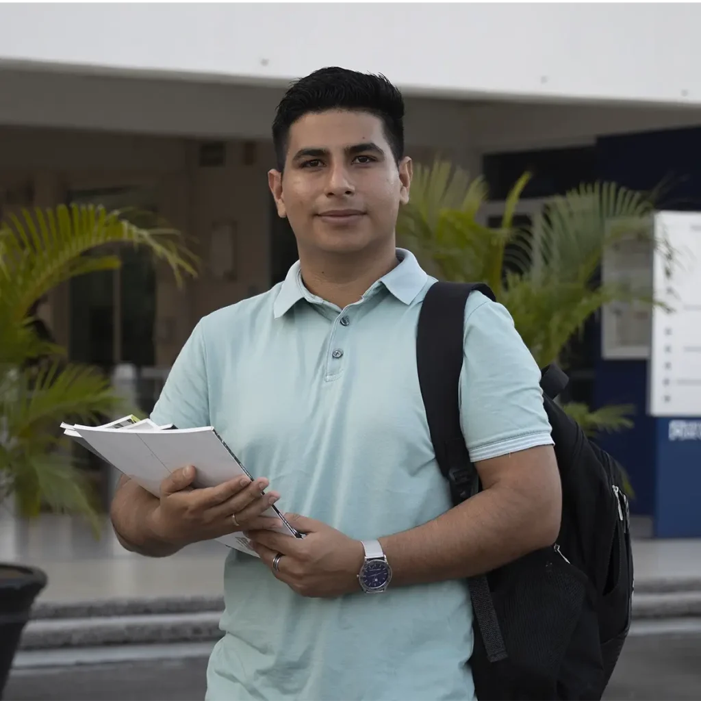 Licenciatura en Diseño Gráfico Universidad de Oriente Poza Rica