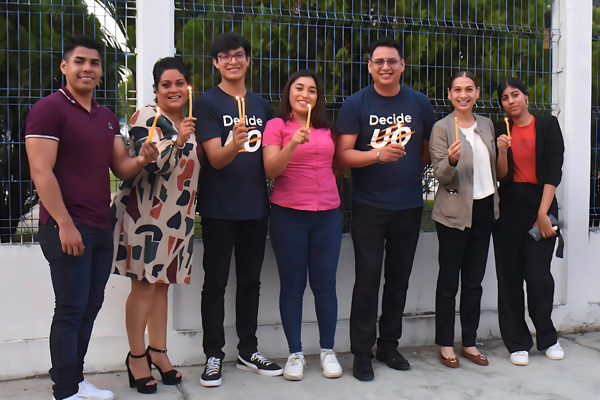 Conmemoración del día del niño perdido en Universidad de Oriente Poza Rica y Colegio Sn Ángel Poza Rica